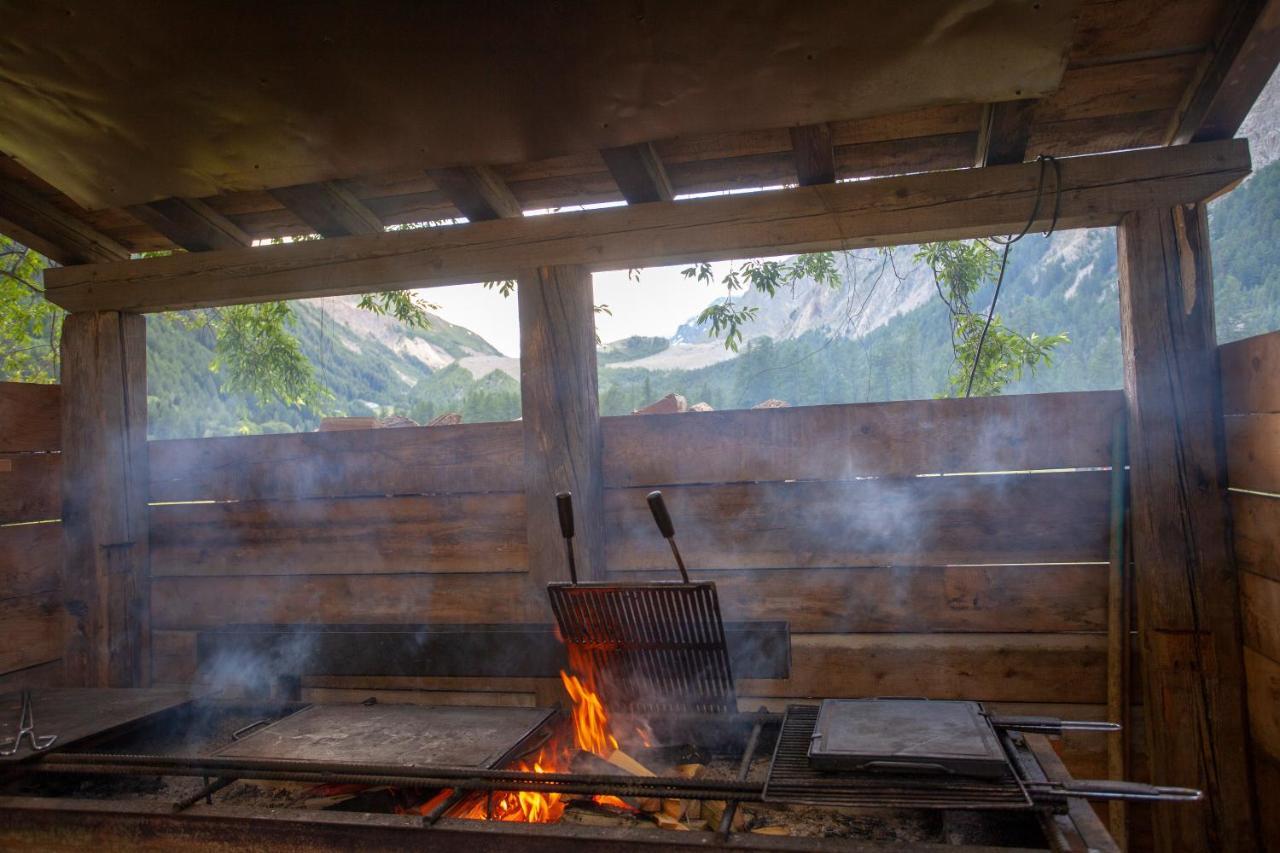Hobo Camping Курмайор Экстерьер фото